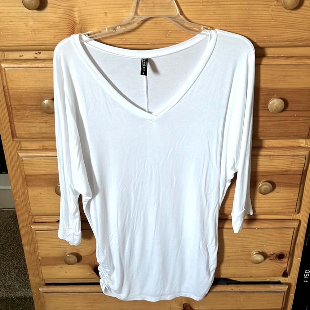 Women top by JOHNNY size L.